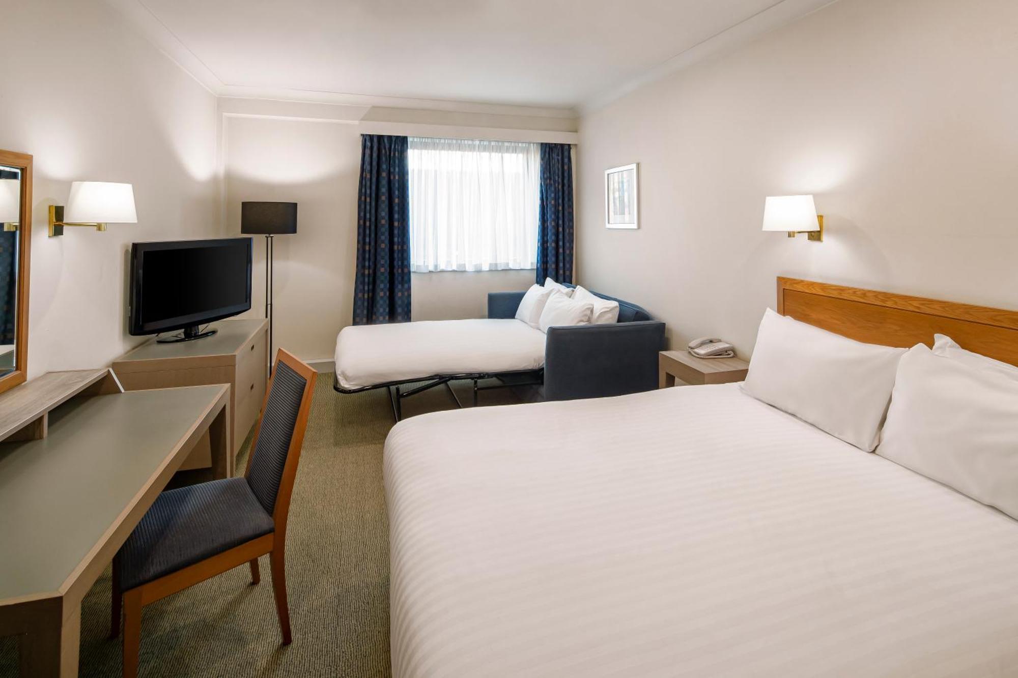 Standard Queen Room with Sofa Bed and View